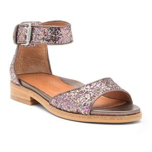 Gentle Souls by Kenneth Cole Gracey Glitter Flat